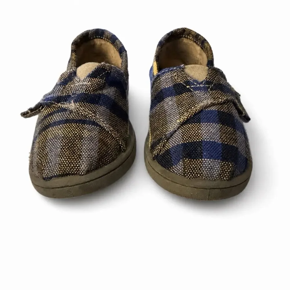 TOMS Toddler Shoes Size 9 Blue Plaid Slip On Alpargata Kids Casual
